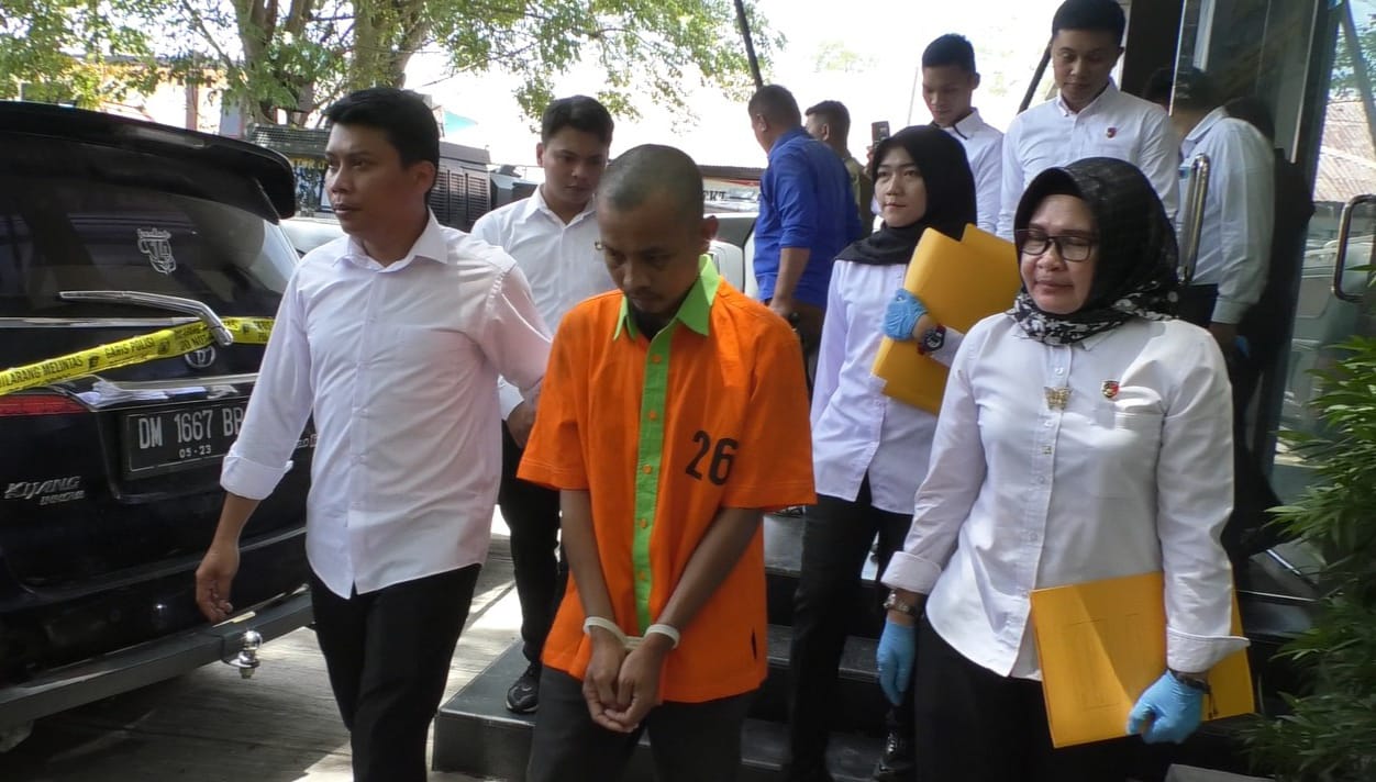 Kedinginan saat Hujan Deras, Driver Ojol di Gorontalo Perkosa Penumpangnya